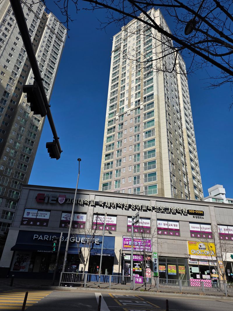 옆커폰 광주화정점 사진